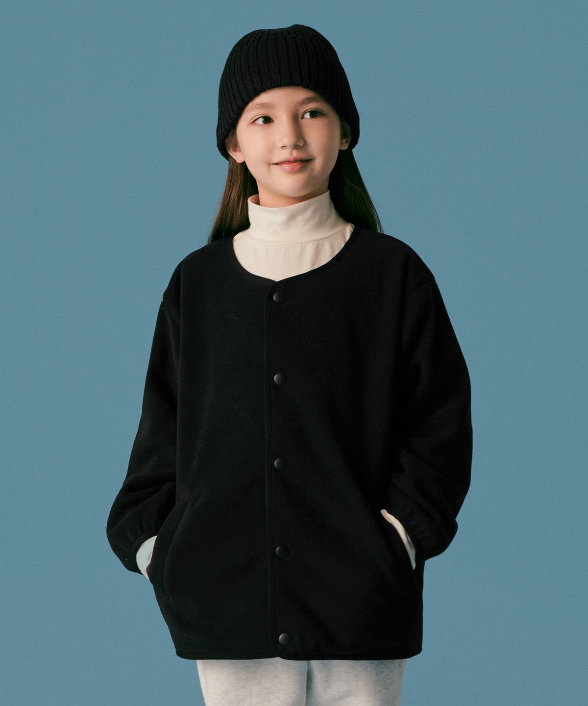 무신사 스탠다드 키즈(MUSINSA STANDARD KIDS) 폴라 플리스 라운드 넥 재킷 [블랙]