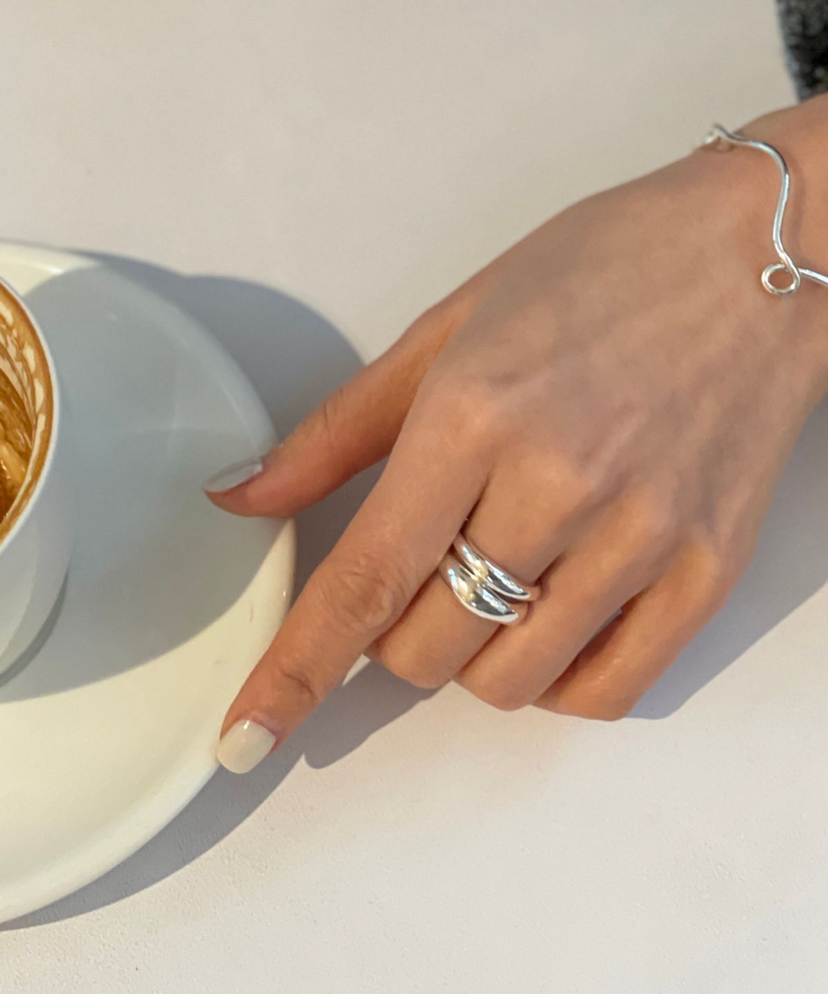 엘리오나(ELYONA) Curve Rings