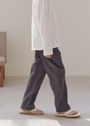 시그니처 블랙 진