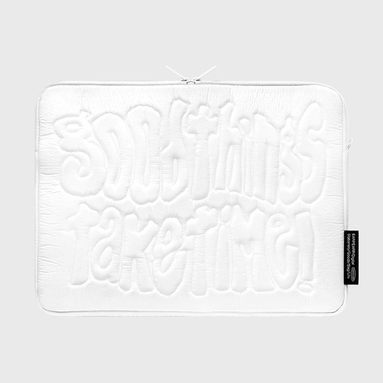GOOD THINGS TAKE TIME-WHITE(노트북파우치)