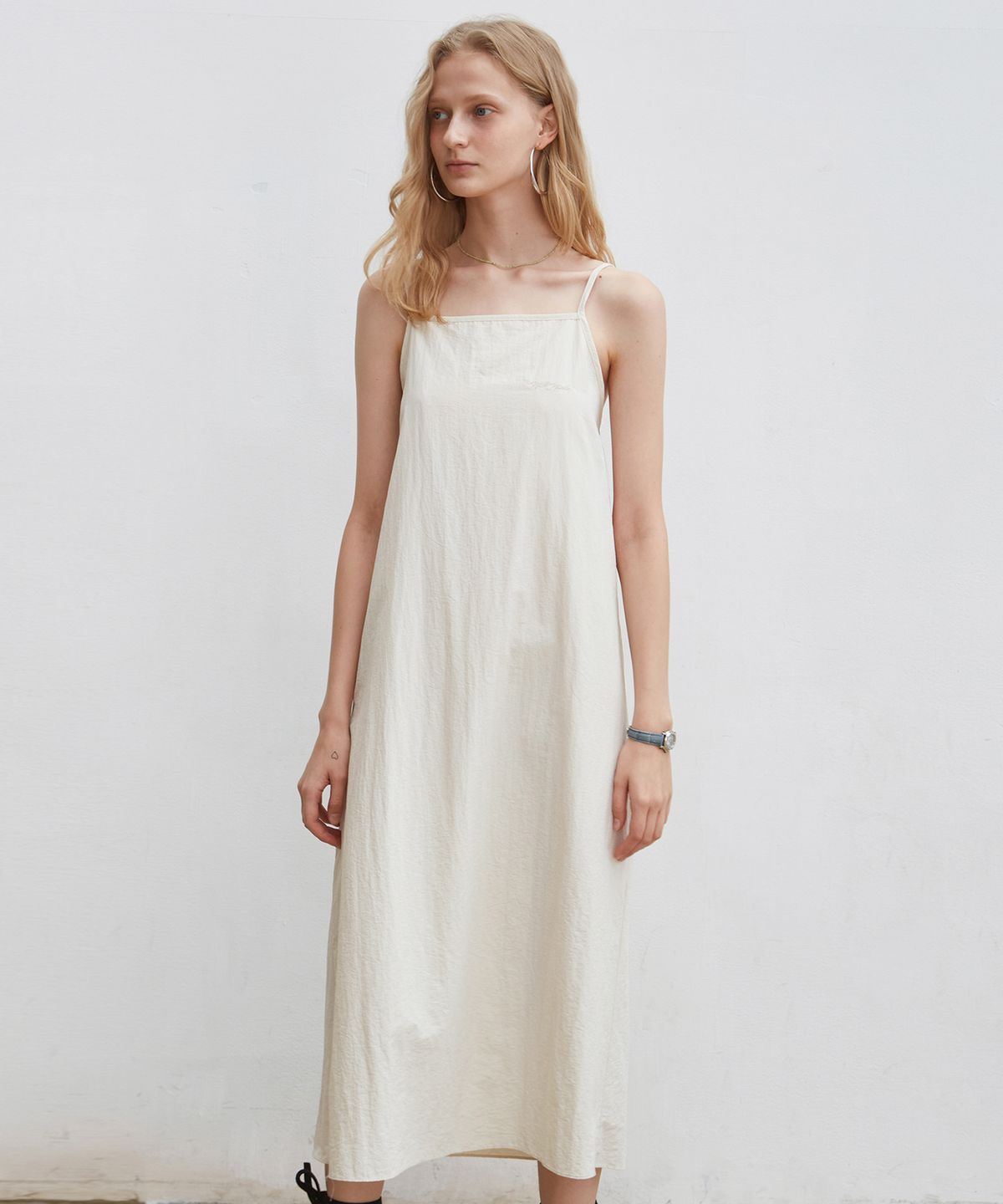 닉앤니콜(NICK&NICOLE) MOOD SLEEVELESS LONG DRESS_CREAM