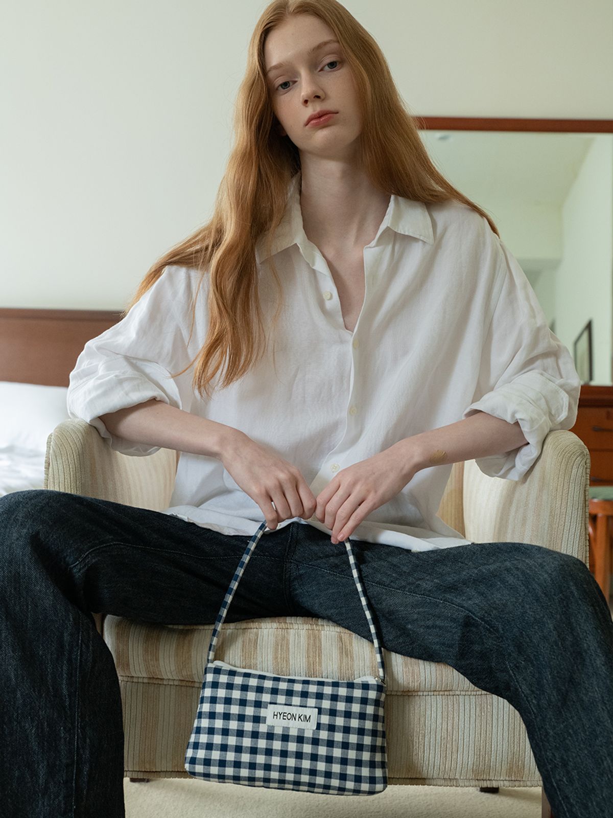 현킴(HYEON KIM) GINGHAM CHECK LENEE BAG 깅엄 체크 르네백 -  네이비