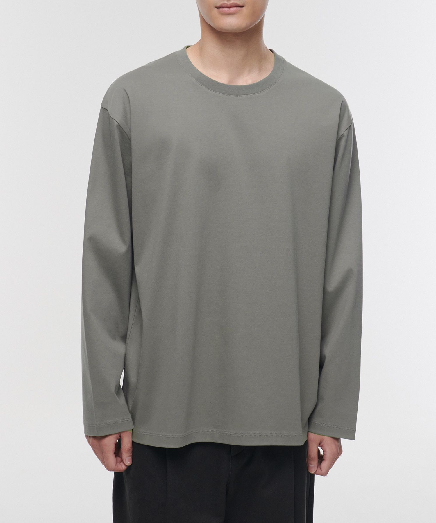 Tシャツ・カットソー *MUSINSA STANDARD* Silk Oversized Crew Neck Long Sleeve T-Sh MUSINSA | MUSINSA STANDARD Silk Relaxed Crew Neck Long