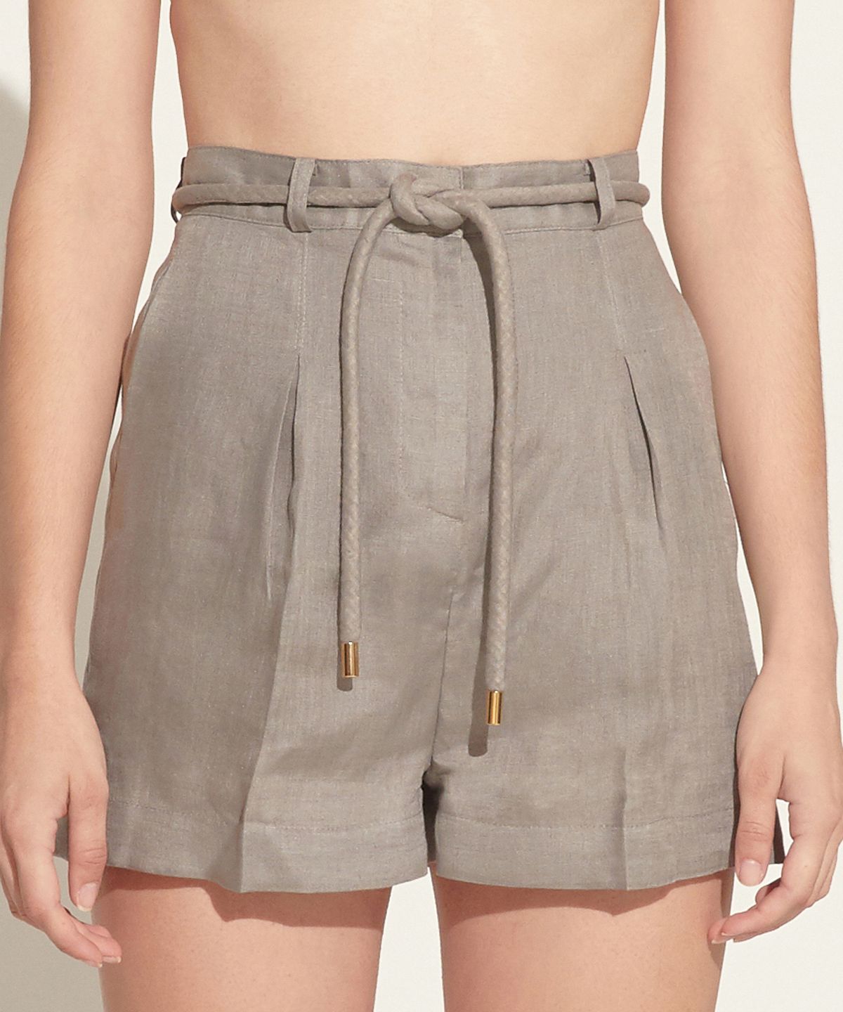 로에(LEAUET) Alexis Gray High-rise Linen Shorts