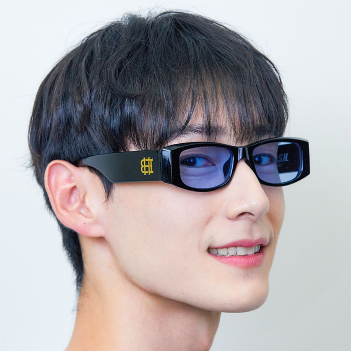 하이비션(HYBITION) Dash Black / Blue Tint Lens