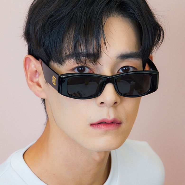 Dash Black / Black UV Lens