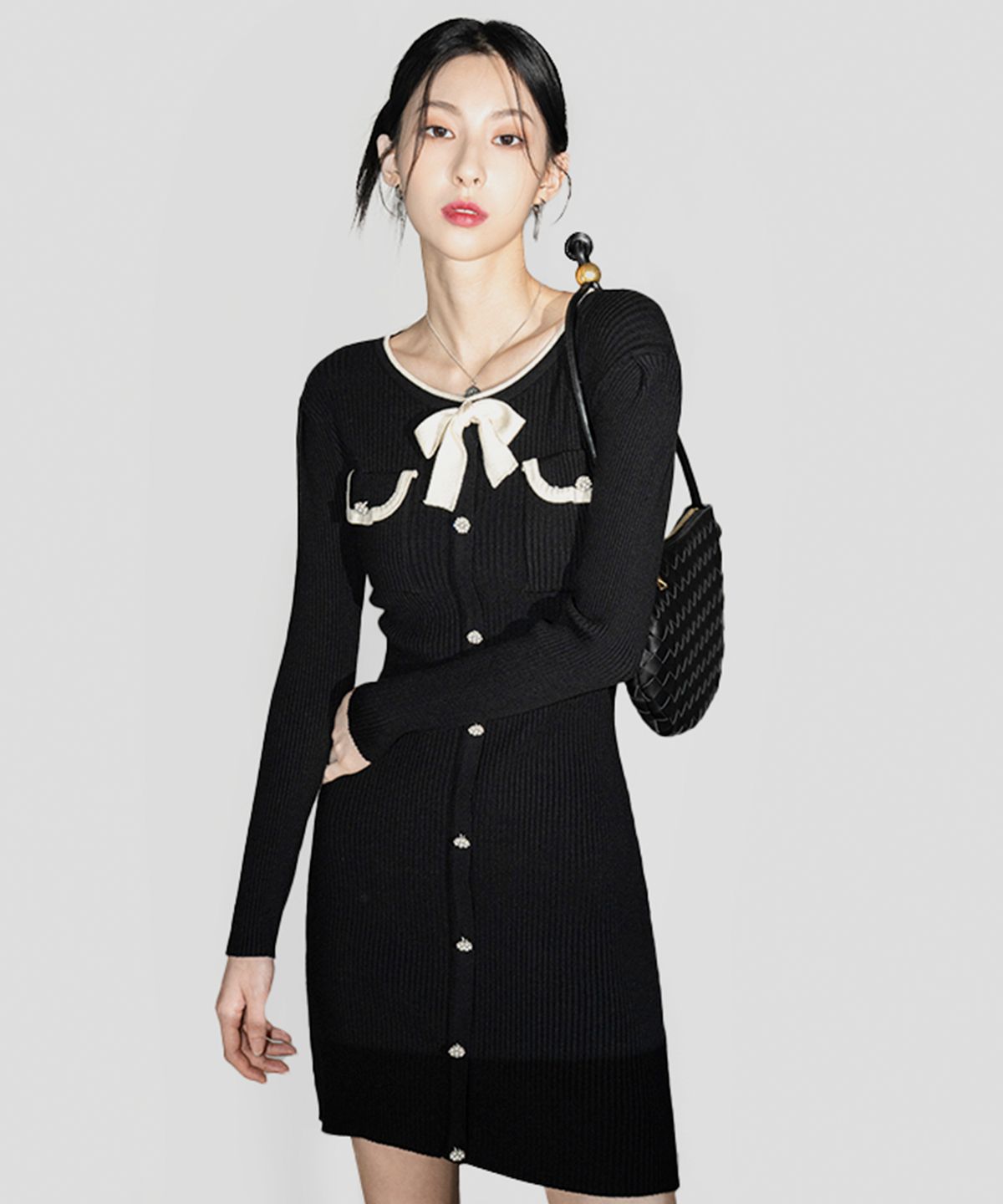 어반드레스(AVANDRESS) Lovely Solid Dress BLACK