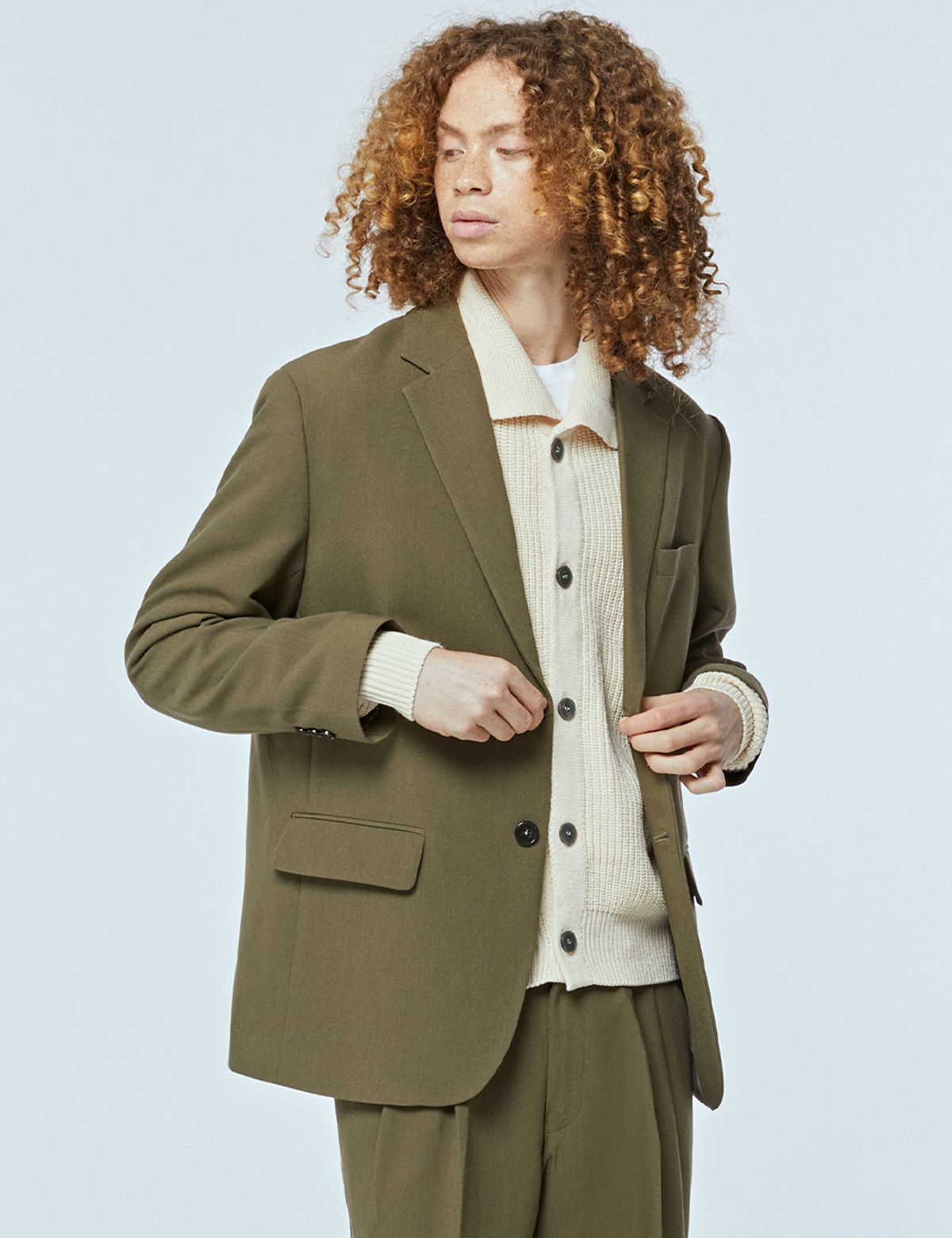 모아(MOAA) 베이직 셋업 블레이져 (KHAKI BEIGE)