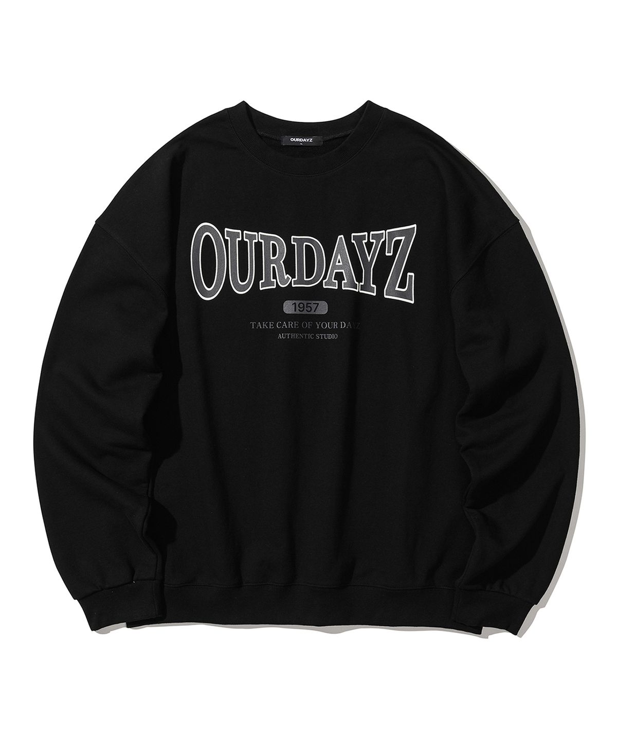 아워데이즈(OURDAYZ) ODZ 어센틱 로고 맨투맨 [BLACK]