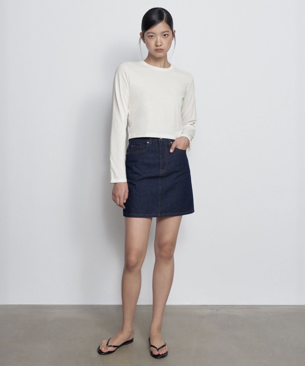 무신사 스탠다드 우먼(MUSINSA STANDARD WOMAN) 우먼즈 데님 미니 스커트 [딥 인디고]