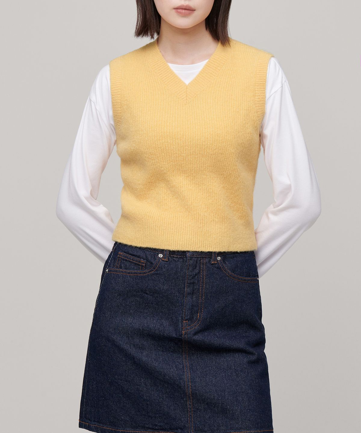 무신사 스탠다드 우먼(MUSINSA STANDARD WOMAN) 우먼즈 소프트 부클 리브드 크롭 베스트 [옐로우]