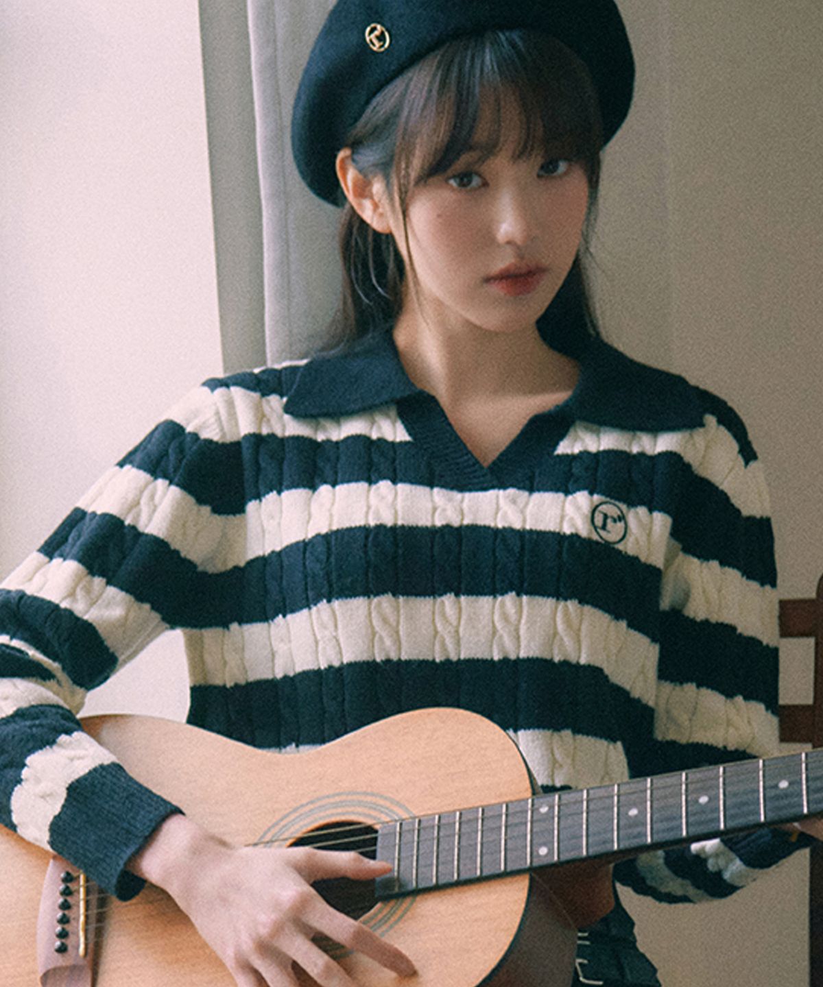 로라로라(ROLAROLA) COLLAR STRIPE BOARDER KNIT WH+BK