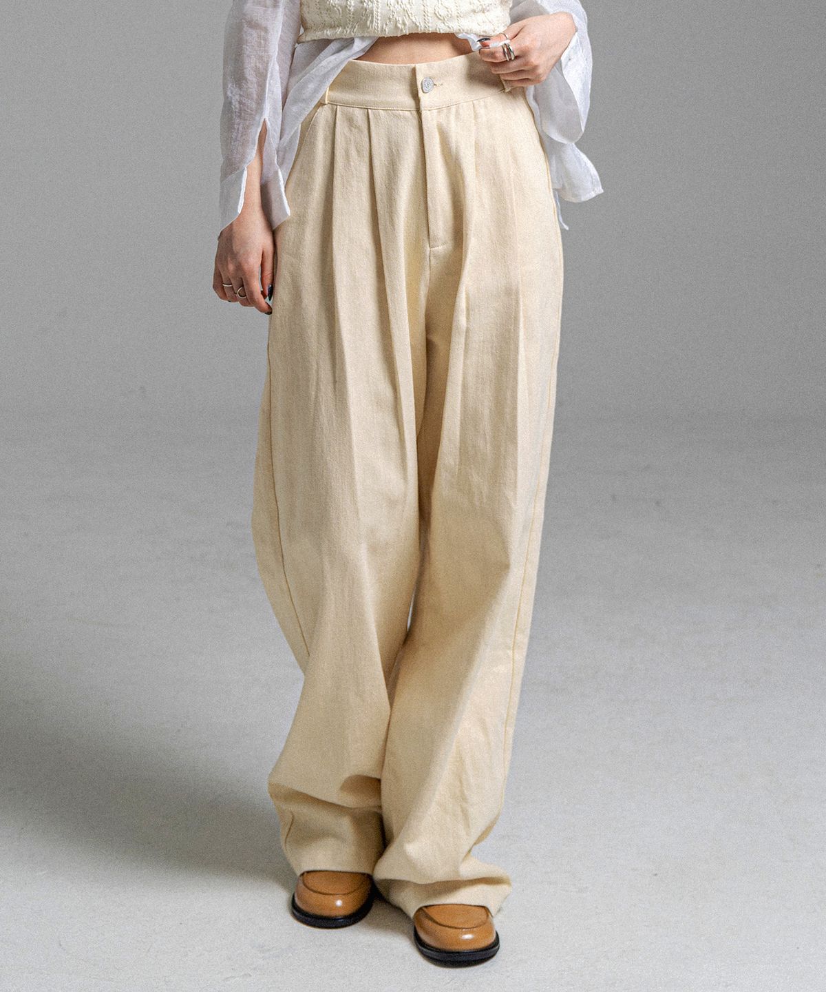 판도라핏(PANDORAFIT) [WIDE] Buckle Jeans Cream