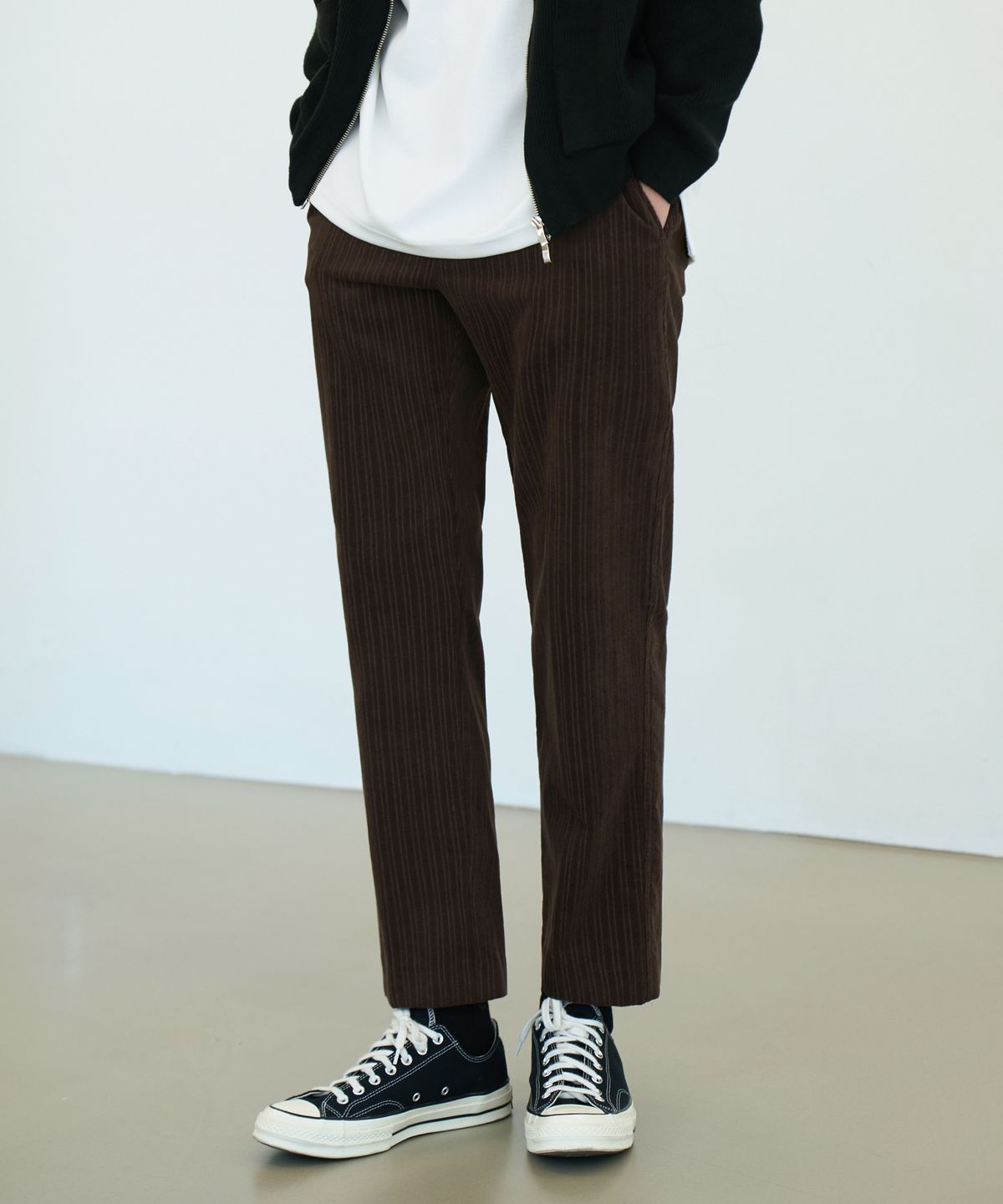 드로우핏(DRAW FIT) 코듀로이 테이퍼드 웨스 팬츠 [BROWN]