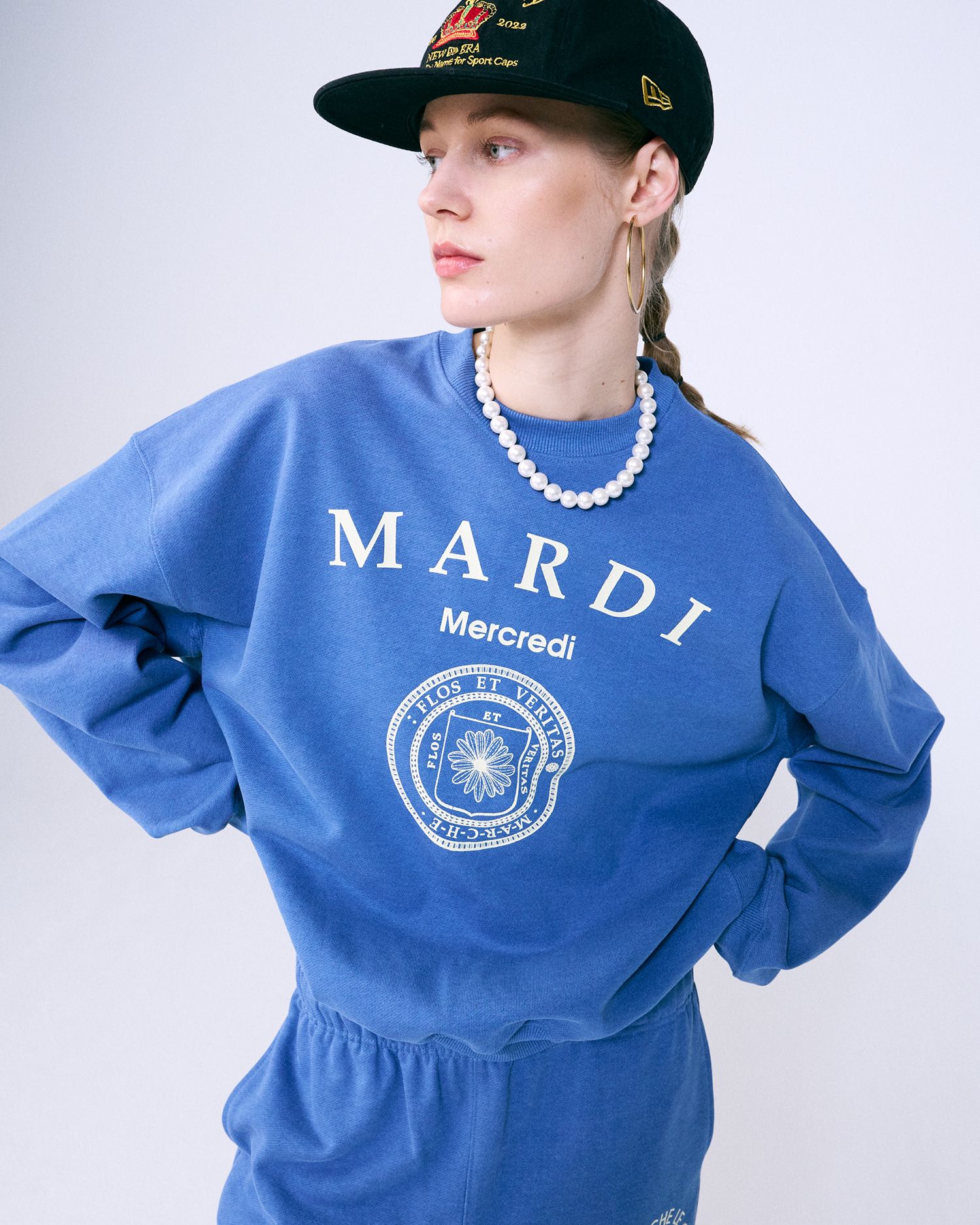 MUSINSA公式 | MARDI MERCREDI SWEATSHIRT UNIV PIGMENT