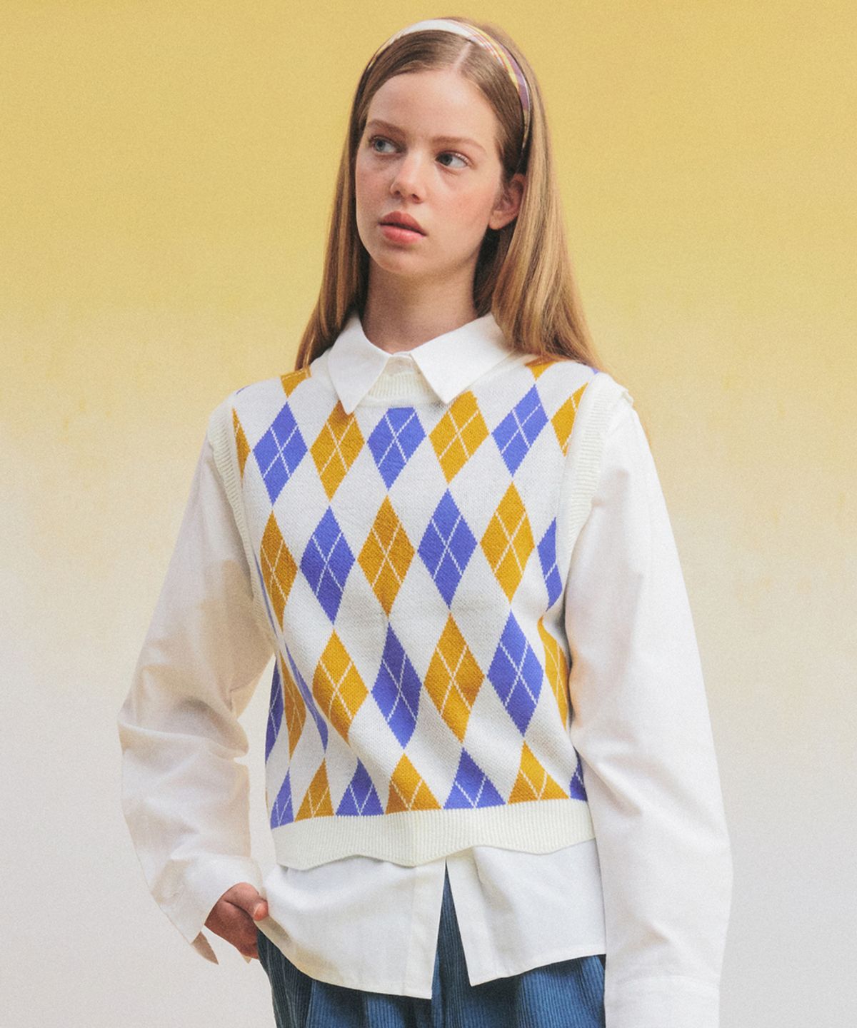 메인부스(MAINBOOTH) Fruity Argyle Knit Vest(CREAM)