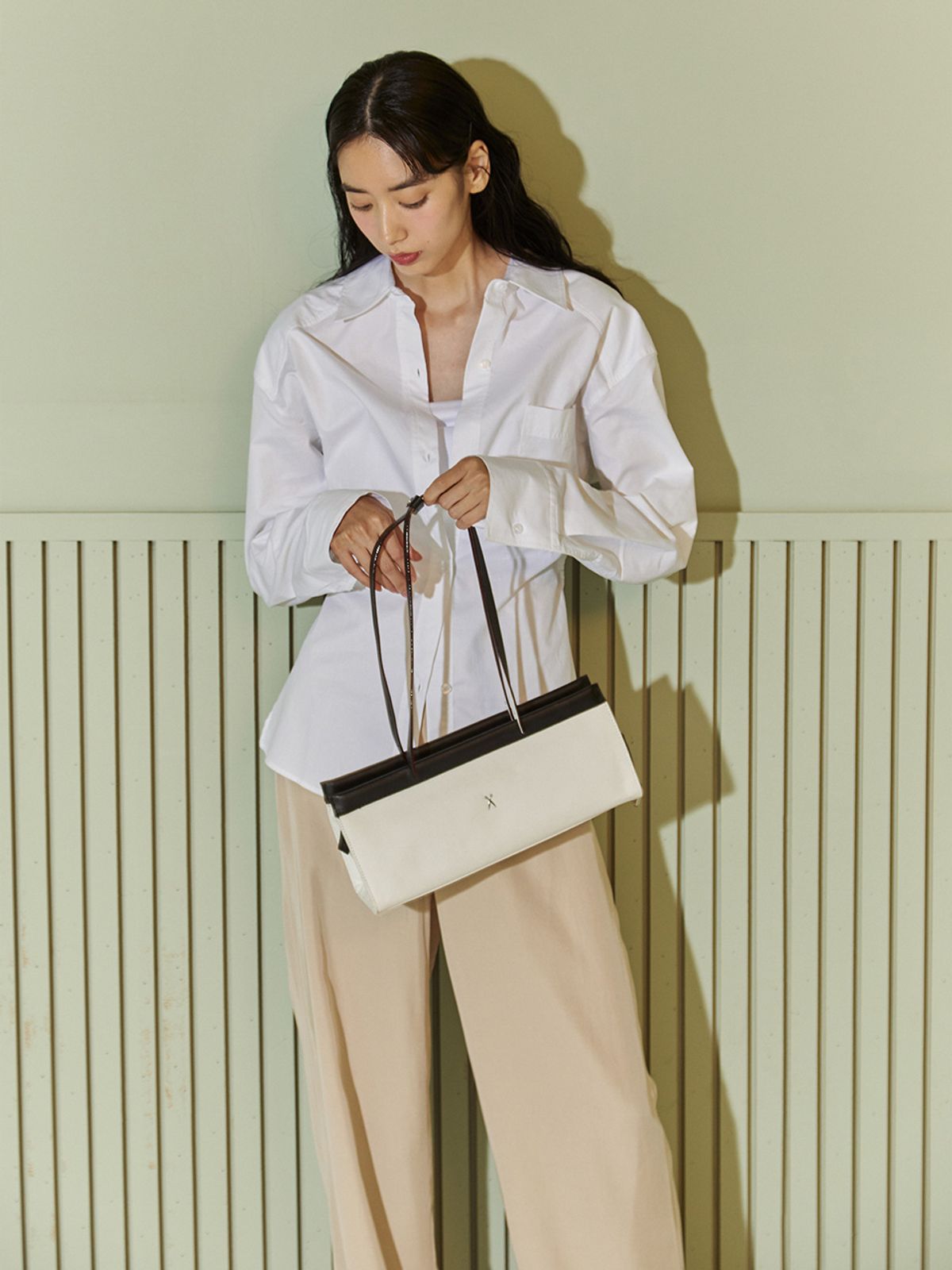 조셉앤스테이시(JOSEPH&STACEY) Diana Canvas Shoulder Bag S White_Black