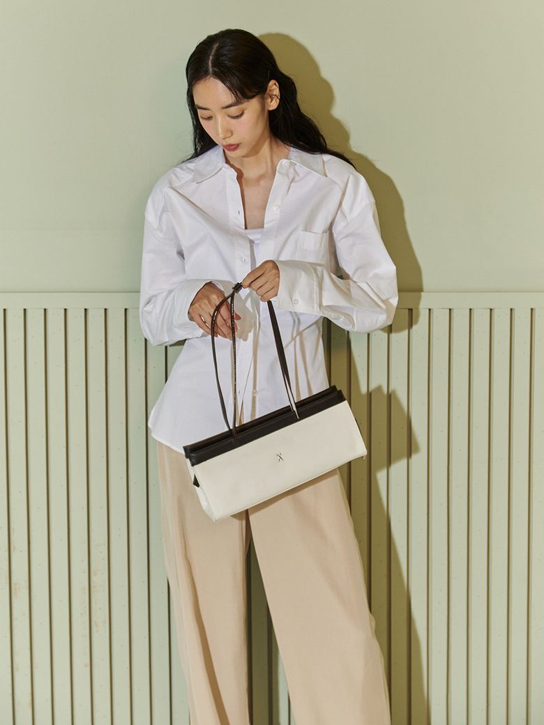 Diana Canvas Shoulder Bag S White_Black