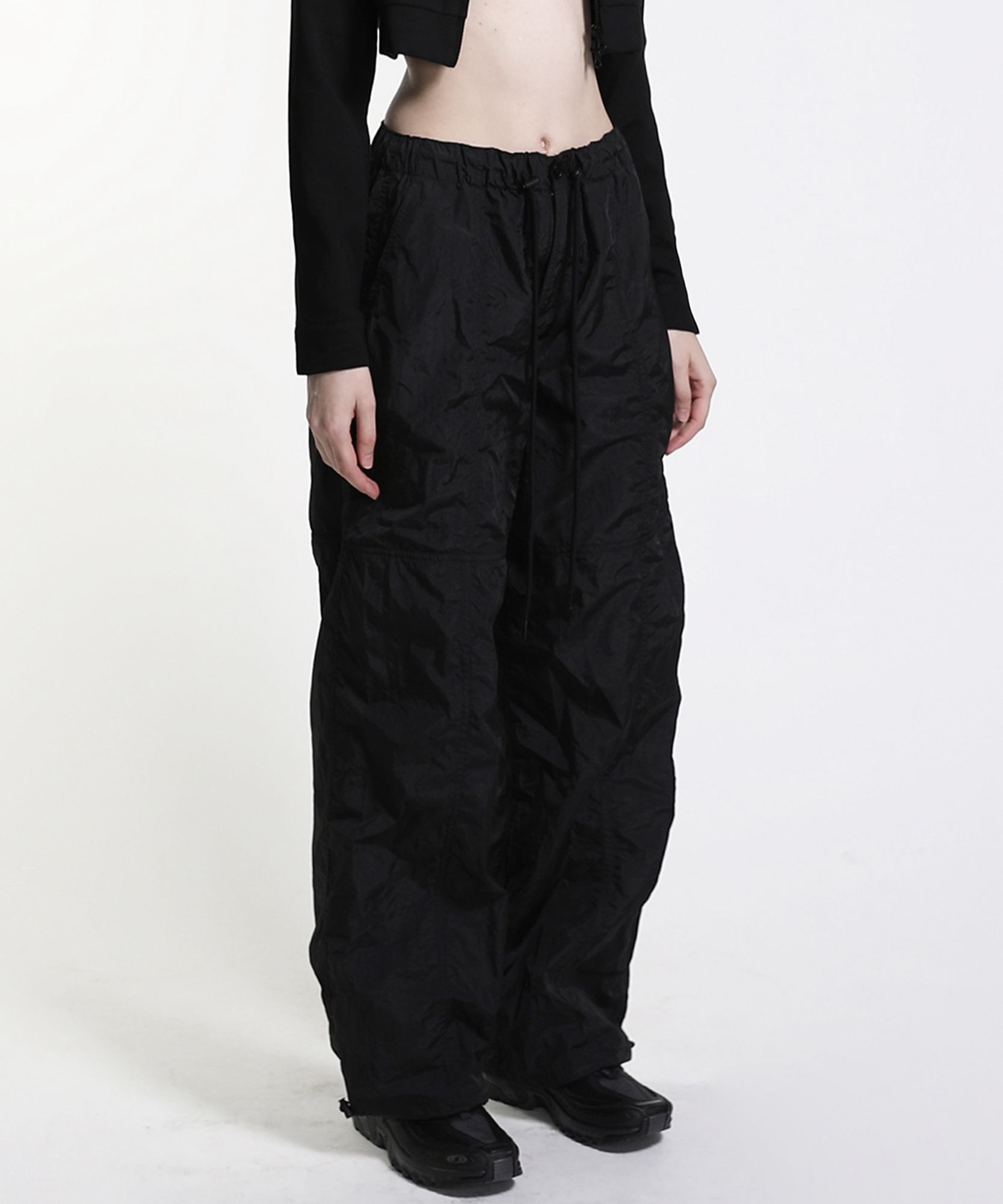 【BADBLOOD】Mystic Nylon Reflective Jogger - Black Dot MUSINSA | BADBLOOD Mystic Nylon Reflective Jogger - Grey Dot