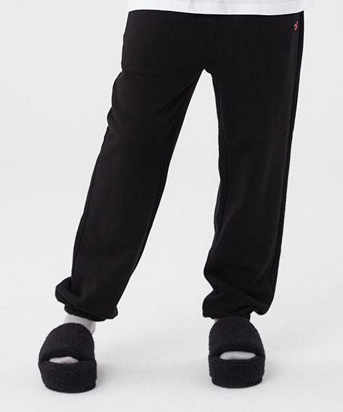MUSINSA | KIRSH Small Cherry Jogger Pants [Black]