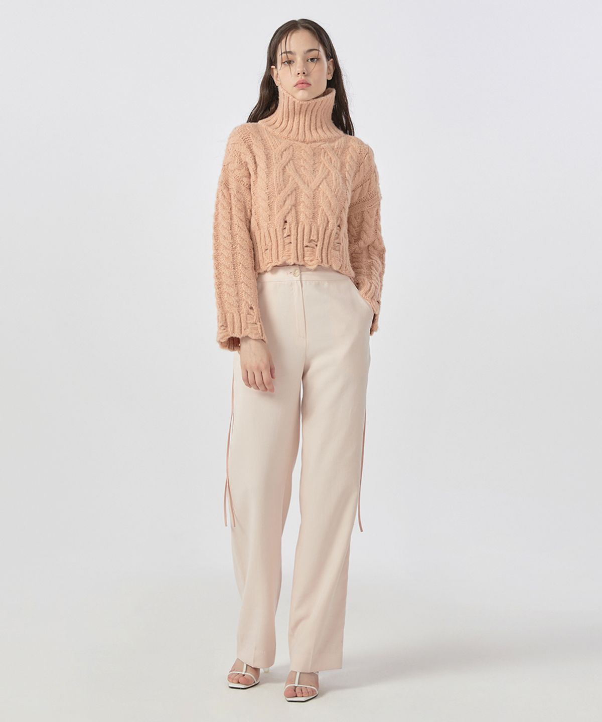 워브먼트(WOVEMENT) High Neck Cable Crop Pullover Peach WBBFNT005LP