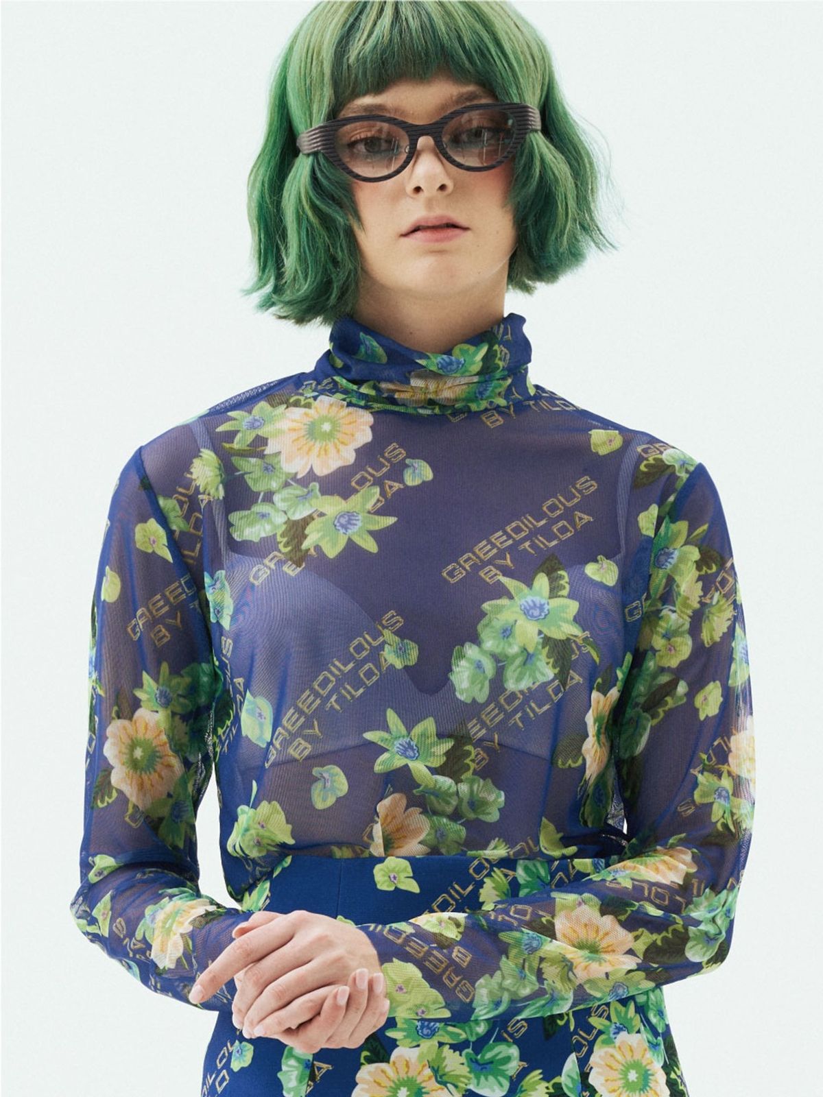 그리디어스(GREEDILOUS) Floral Mesh Turtleneck long sleeve Top
