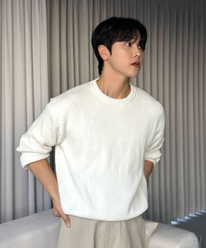 코튼 미니멀 라운드 니트 IVORY