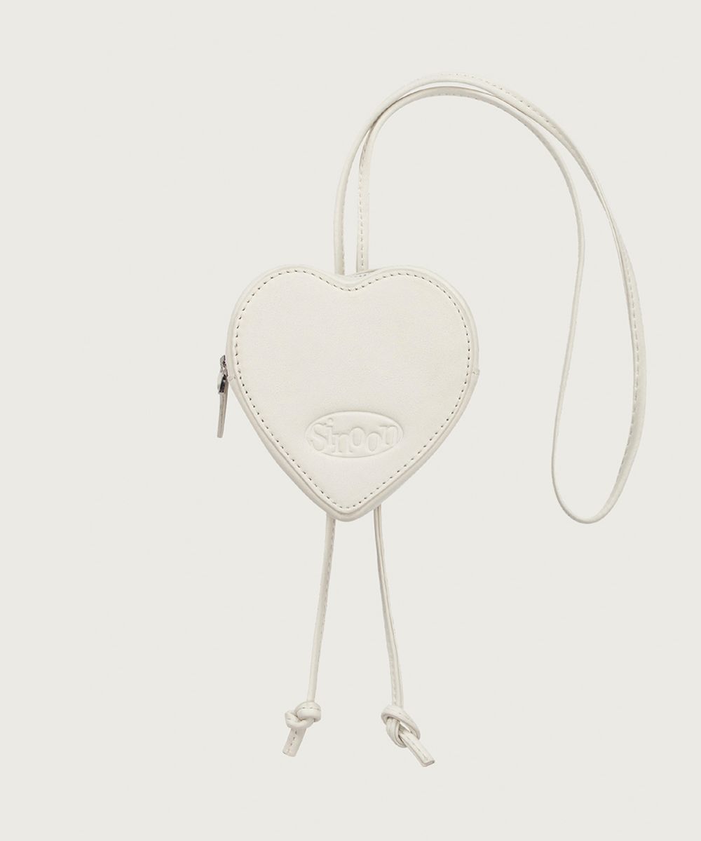 MUSINSA公式 | SINOON Heart Bag (Cream)