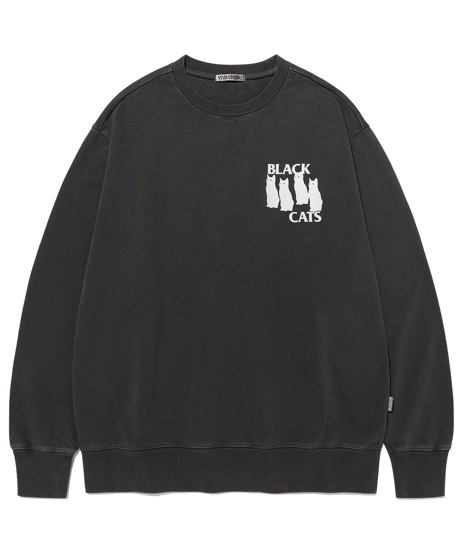 MUSINSA公式 | VIVASTUDIO BLACK CAT CREWNECK [CHARCOAL]
