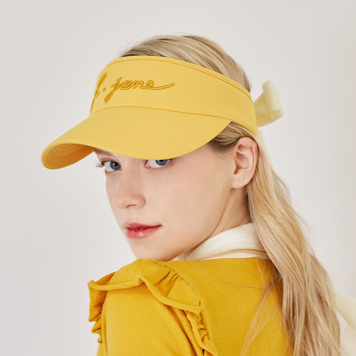 제이제인(J.JANE) 심플 컬러 자수 선캡 Simple color logo Suncap (Mustard)