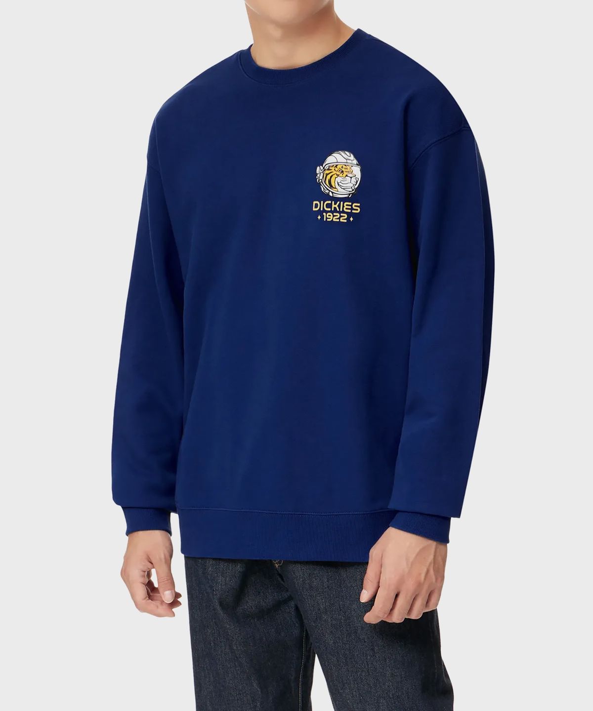 디키즈(DICKIES) 프렌치 테리 릴렉스드 타이거 뱃지 크루넥 Sodalite Blue