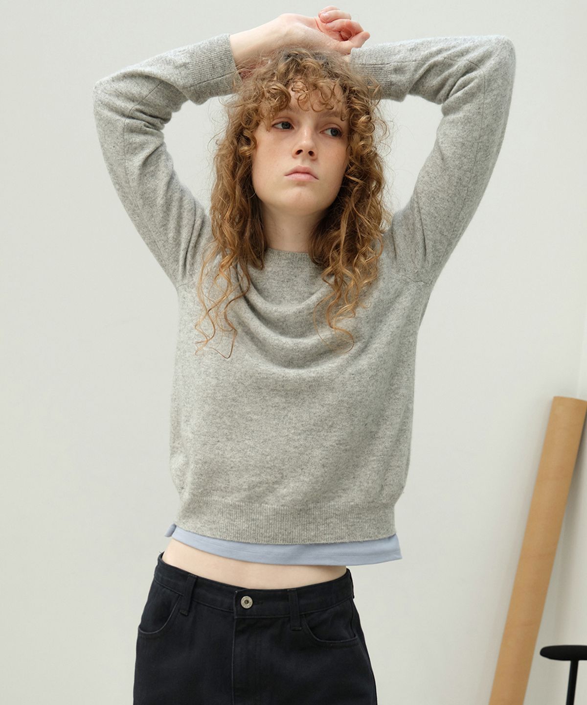 르바(LEVAR) Essential Wool Round Knit - Melange grey