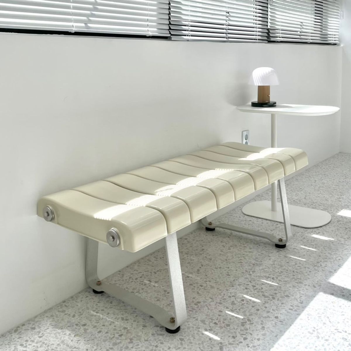공원컴퍼니(GONGONE COMPANY) ANJOY CHAIR M size 기본형