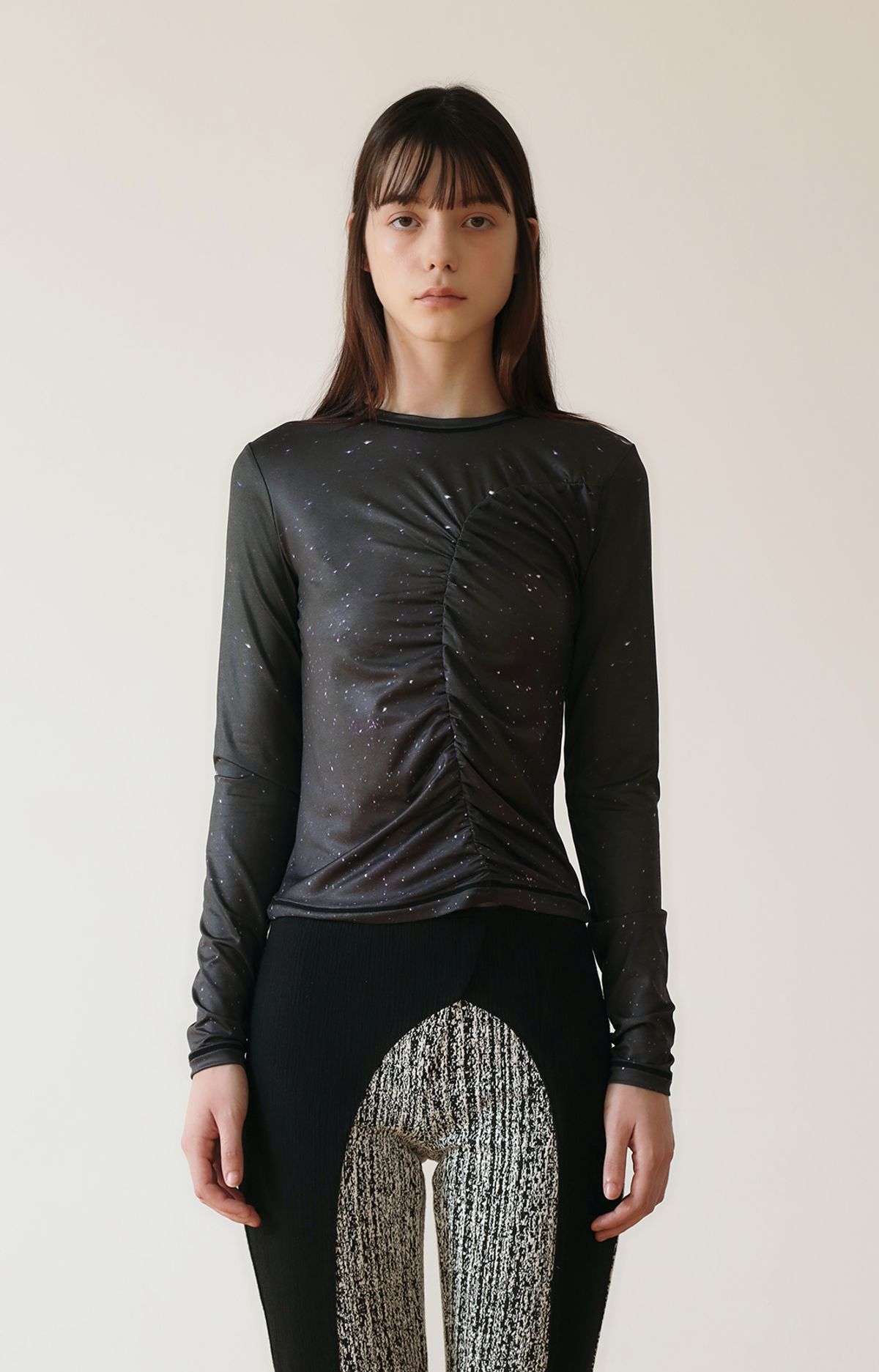 페노메논시퍼(PHENOMENON SEEPER) PRINT LONG SLEEVE SHIRRING T-SHIRT_[STAR]