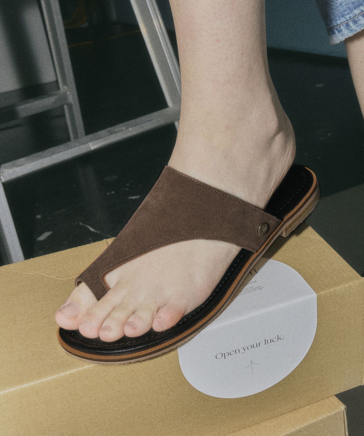 무드나잇(MOODNIGHT) MOOD Stitch Slide Sandal - 3color 1.5cm 스티치 토우링 슬리퍼 슬라이드 뮬