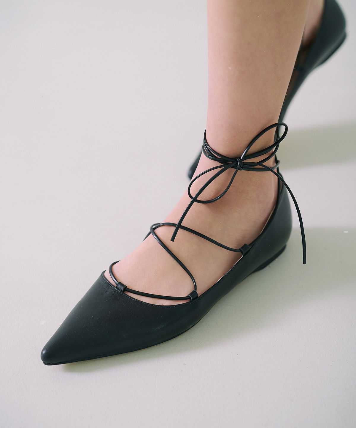 무드나잇(MOODNIGHT) HAZEL trappy flat shoe - 2color 1cm 스트랩 플랫슈즈