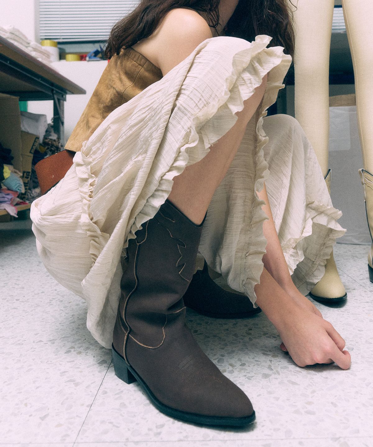 무드나잇(MOODNIGHT) KNOX Western Mid Boots - 8colors l 4.5cm 웨스턴 미디 부츠