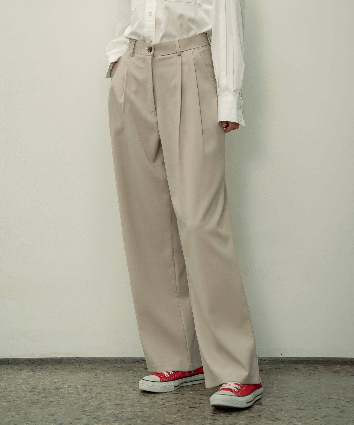 시야쥬(SIYAZU) SIPT7052 muse two tuck wide slacks_Beige