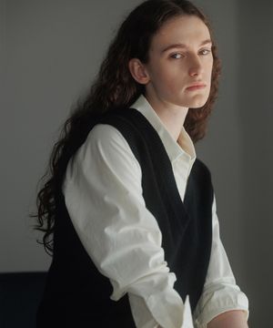 Jazzy wool knit vest