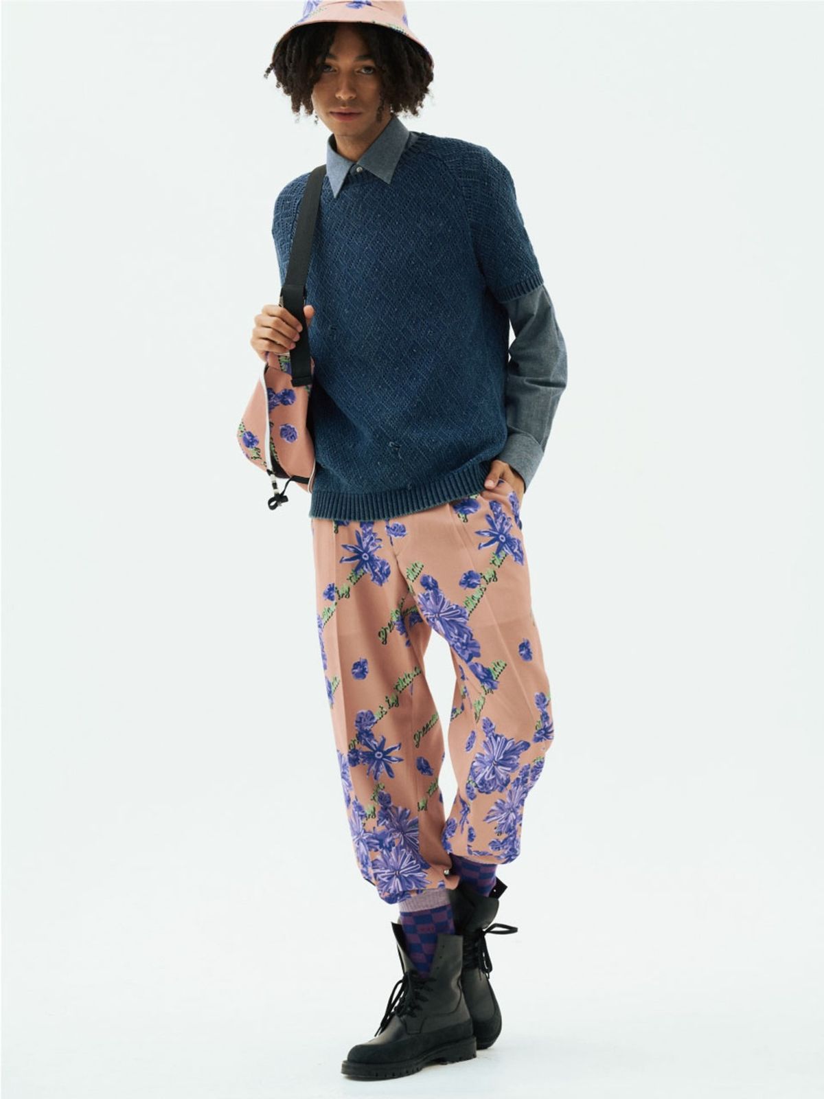 그리디어스(GREEDILOUS) Floral Print Trousers