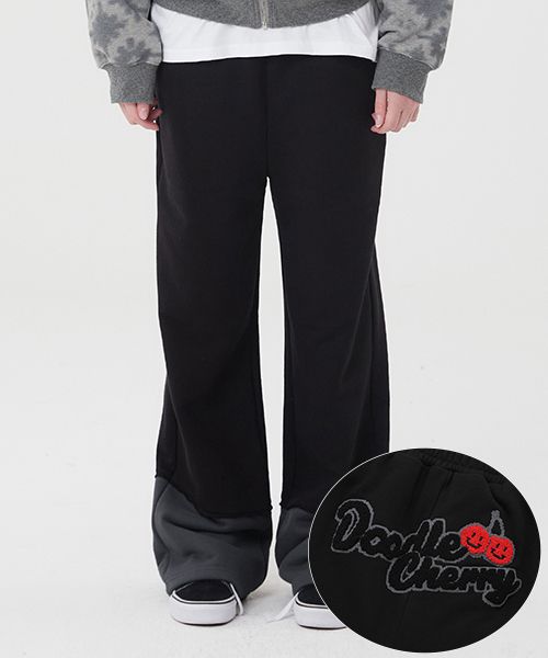 MUSINSA | KIRSH Doodle Cherry Cut Off Sweat Pants [Black]