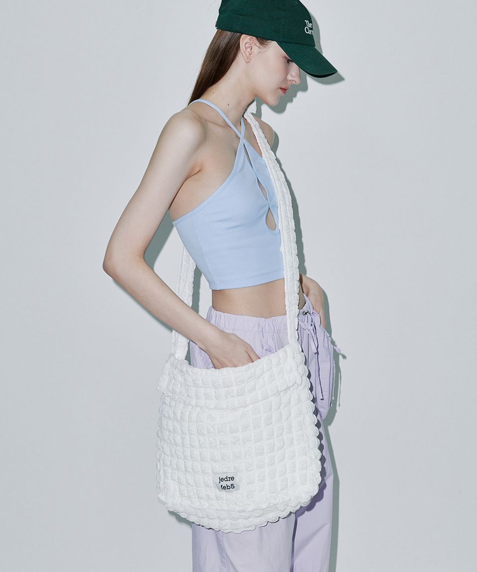 MUSINSA | JEDREFEB5 Croffle Crossbody Bag White