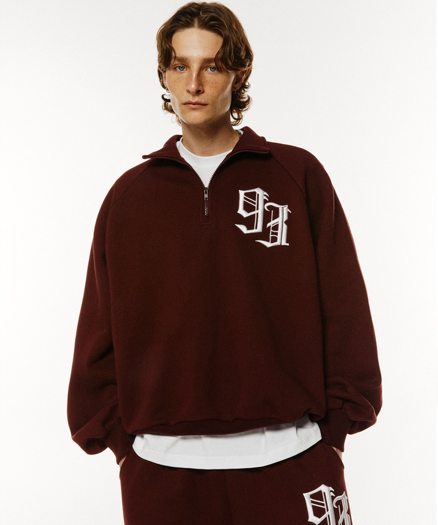 MUSINSA | 1993STUDIO 93 LOGO Half Zip_WINE