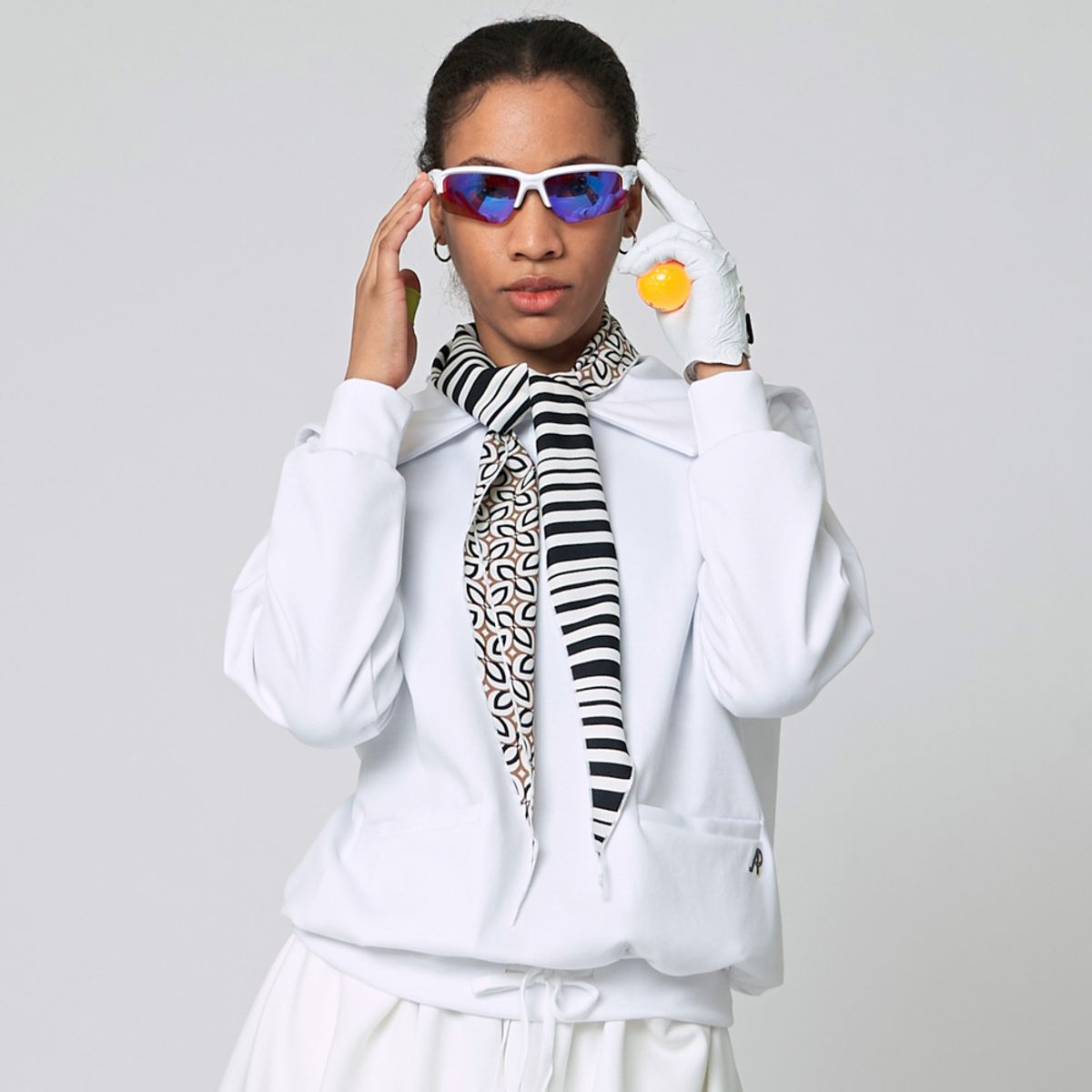 애스플래폼(ATHPLATFORM) AW22TL02 스카프 세일러 G 셔츠_오프 화이트