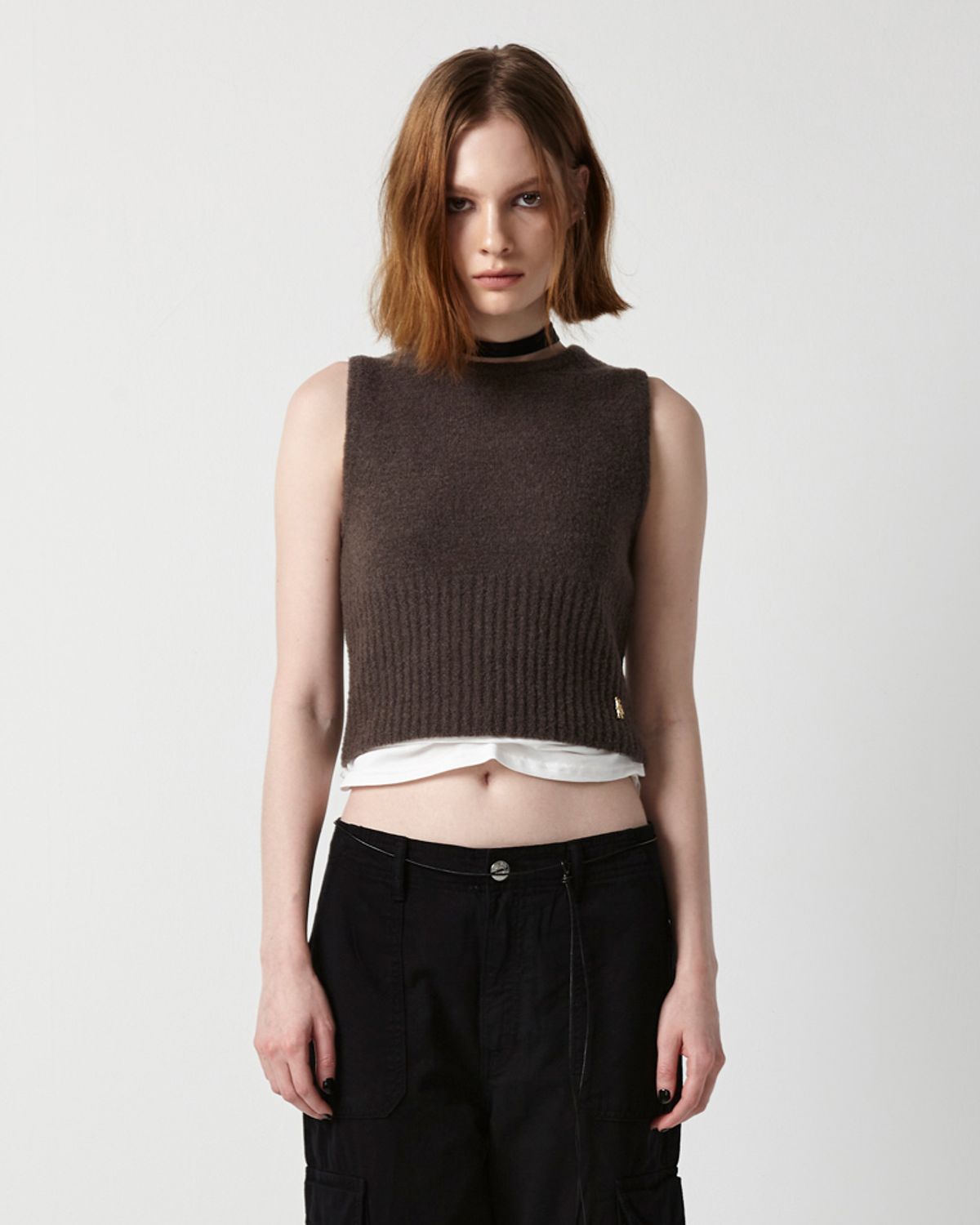이안조(EAN JO) BOUCLE KNIT SLEEVELESS(DARK BROWN)