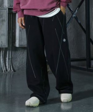 하이커 모어 라이닝 스웨트-팬츠 블랙