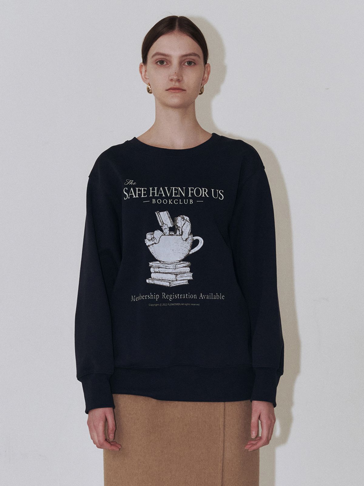 플로우먼(FLOWOMEN) Bookclub Crewneck Sweatshirt_Navy