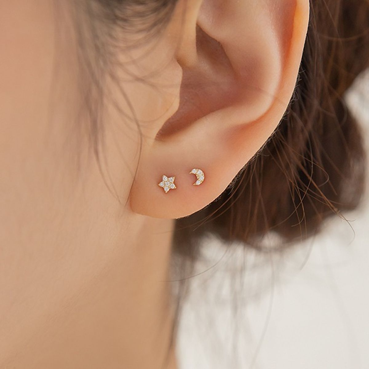 룬느(LUNNE) 14k 언발 미니 초승달 별 큐빅 귀걸이 (14k골드) #ES26