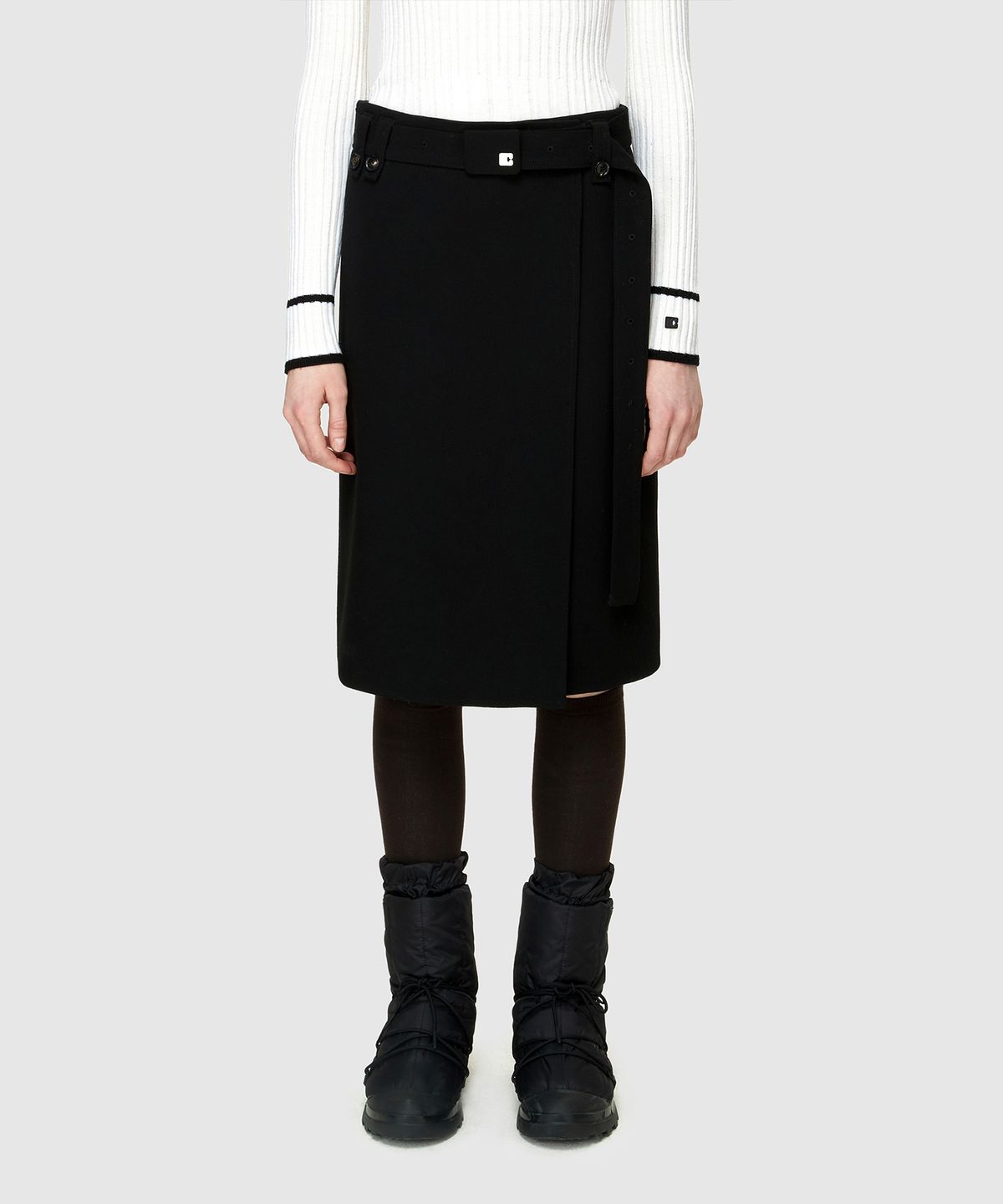 로우클래식(LOW CLASSIC) BELT WRAP SKIRT - BLACK