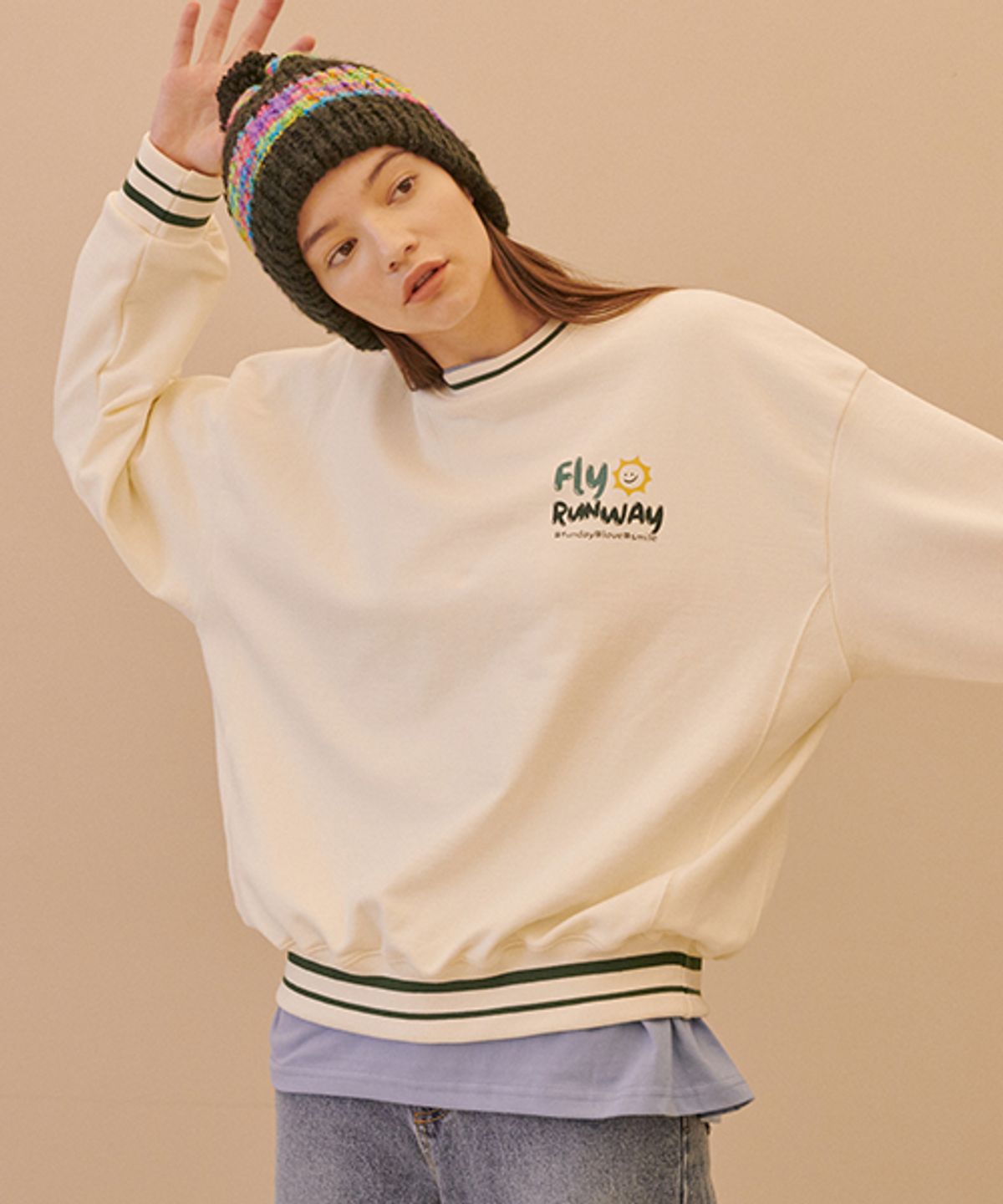 플라이런웨이(FLY RUNWAY) 데일리 리마인더 플라이런웨이 스웻셔츠-아이보리